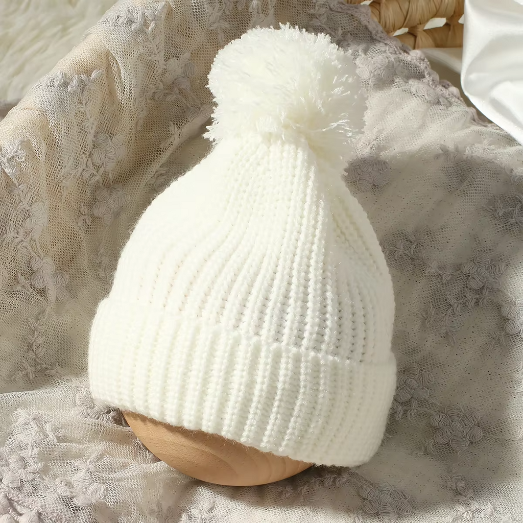 Hello World Knitted Newborn Photography Romper & Pompom Hat Set